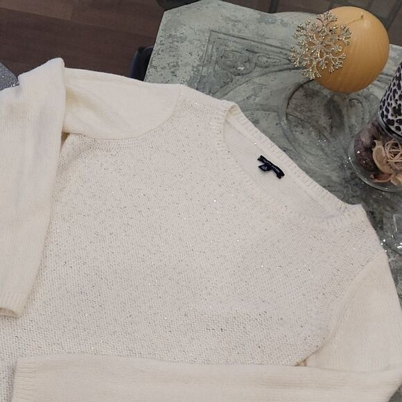 TOMMY Hilfiger Like New Ivory Sweater Jumper - Picture 2 of 7